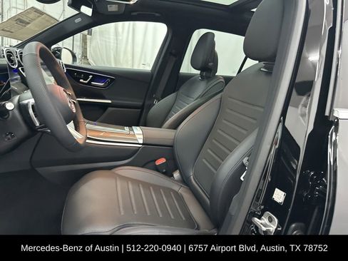 Used 2026 Mercedes-Benz GLC 300 4MATIC image 19