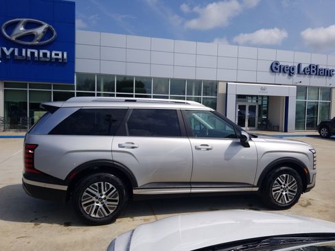 New 2026 Hyundai Palisade SEL Premium FWD image 8