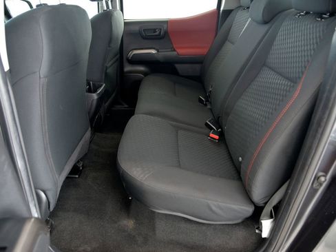 Used 2022 Toyota Tacoma SR5 image 28