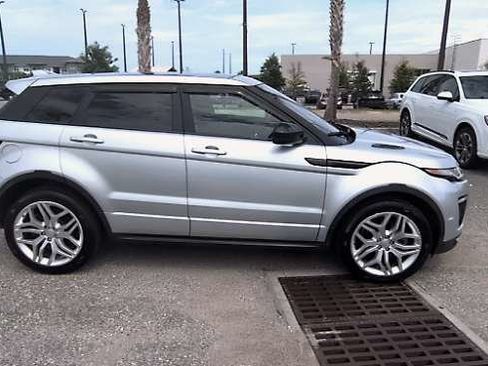 Used 2018 Land Rover Range Rover Evoque HSE Dynamic AWD/4WD image 35