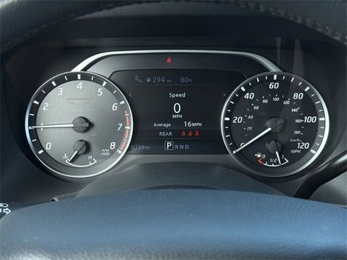 Used 2024 Nissan Titan SV w/ SV Bronze Edition Package image 24