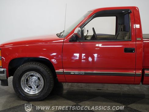 Used 1994 Chevrolet Silverado 1500 2WD Regular Cab image 24