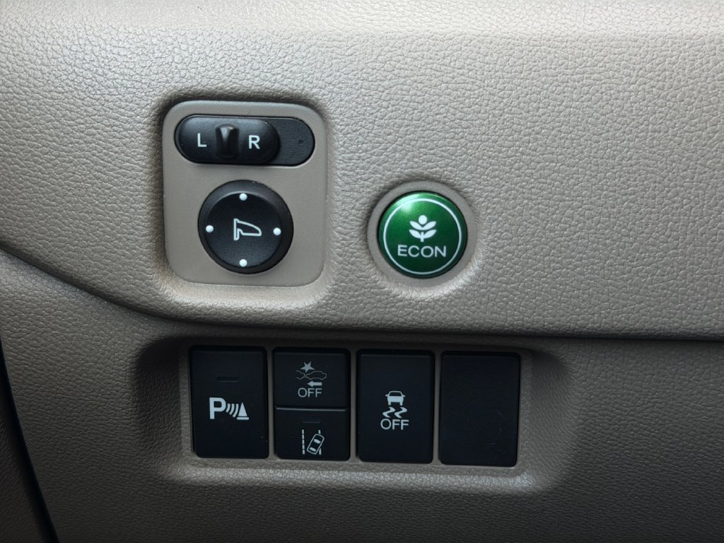 Used 2022 Honda Pilot Touring image 17