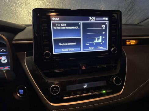 Used 2022 Toyota Corolla SE image 7