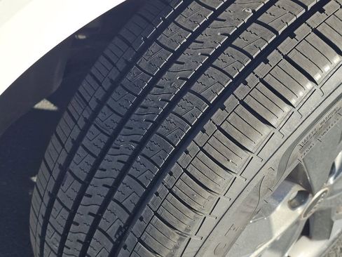 Used 2023 Audi Q4 e-tron Premium w/ Convenience Package image 20