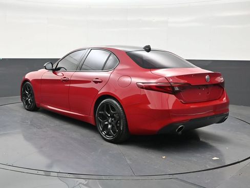 Used 2021 Alfa Romeo Giulia Sprint w/ Nero Edizione RWD image 3