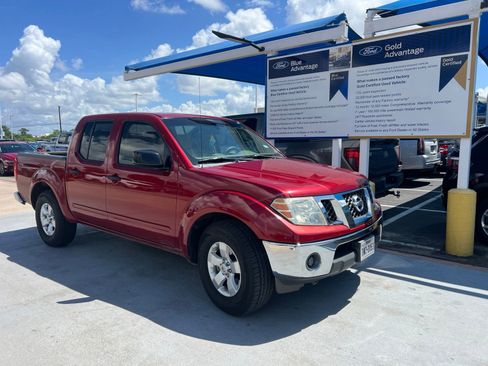 Used 2009 Nissan Frontier SE w/ SE Value Truck Pkg RWD image 2