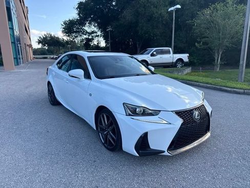 Used 2017 Lexus IS 200t F Sport w/ F Sport Package RWD image 10