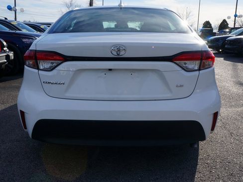 Used 2024 Toyota Corolla LE image 6
