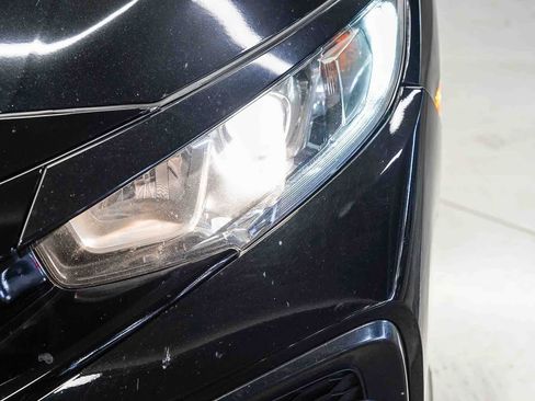 Used 2019 Honda Civic Sport image 7