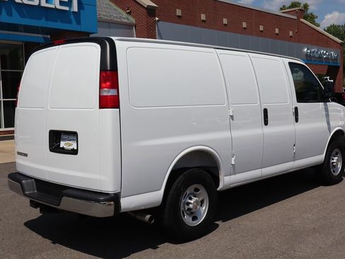 New 2025 Chevrolet Express 2500 w/ Driver Convenience Package image 27