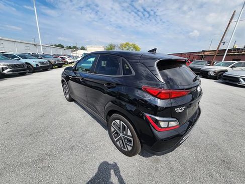 Certified 2023 Hyundai Kona SEL FWD image 12