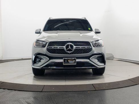 Used 2025 Mercedes-Benz GLE 450e 4MATIC image 2