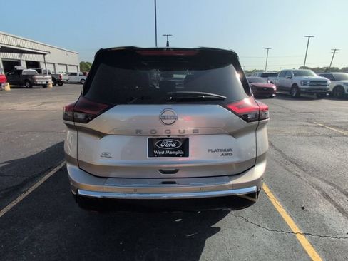 Used 2026 Nissan Rogue Platinum w/ Platinum Premium Package AWD/4WD image 3