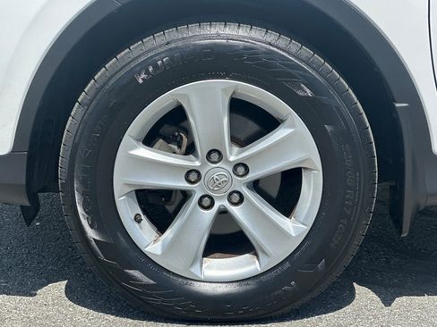Used 2013 Toyota RAV4 XLE AWD/4WD image 31