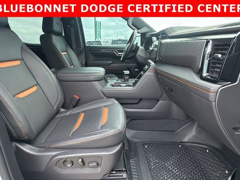 Used 2024 GMC Sierra 1500 AT4 image 25