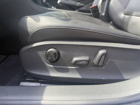 Used 2014 Volkswagen Passat 1.8T Wolfsburg Edition FWD image 15
