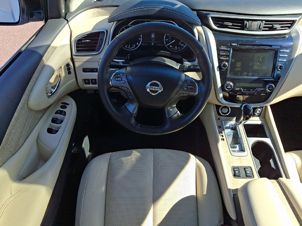Used 2020 Nissan Murano SL w/ Moonroof Package AWD/4WD image 12