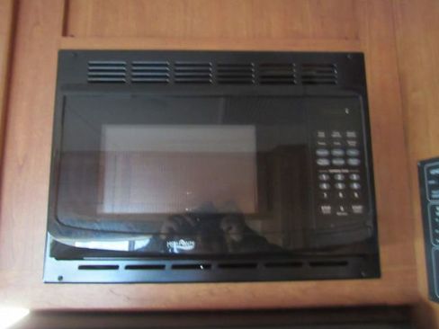 Used 2017 Ford E-450 and Econoline 450 Super Duty w/ Motorhome Prep Package image 40