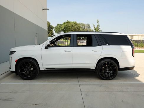 Used 2021 Cadillac Escalade Sport w/ Driver Assist Tech Package AWD/4WD image 5