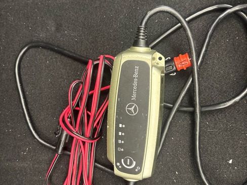 Used 2023 Mercedes-Benz SL 55 AMG 4MATIC image 36