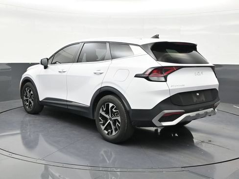 Used 2023 Kia Sportage EX FWD image 3
