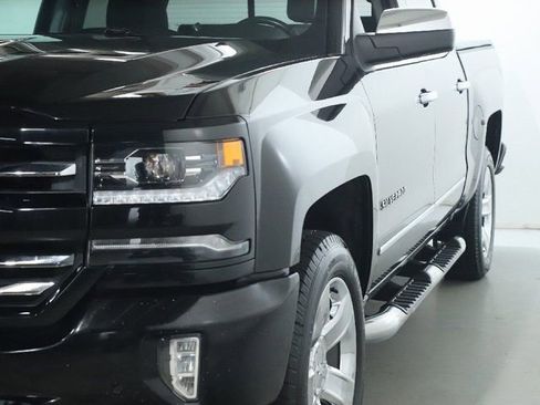 Used 2018 Chevrolet Silverado 1500 LTZ Z71 w/ LTZ Plus Package image 5