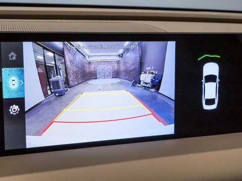 Certified 2025 Genesis G80 2.5T Advanced image 21