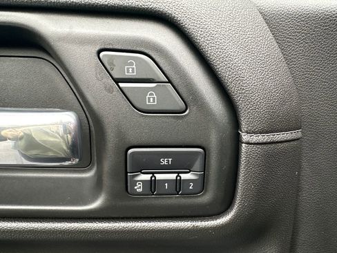 Used 2019 GMC Sierra 1500 SLT w/ SLT Premium Plus Package image 18