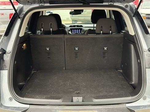 Used 2021 Chevrolet TrailBlazer LT w/ Convenience Package image 33