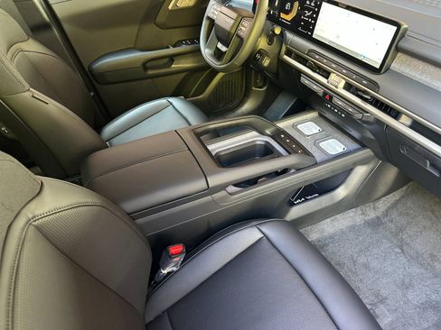 New 2027 Kia Telluride S AWD/4WD image 17