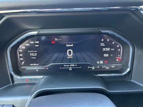 Used 2024 GMC Sierra 1500 AT4 w/ Technology Package image 31