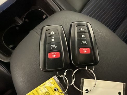 Used 2024 Toyota RAV4 XSE w/ Advanced Technology Package AWD/4WD image 25