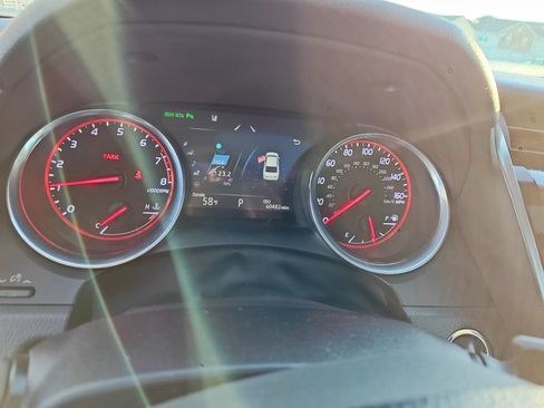 Used 2018 Toyota Camry XSE FWD image 9