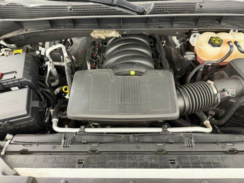 Used 2022 GMC Sierra 1500 SLT AWD/4WD image 31