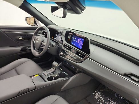 Used 2024 Lexus ES 350 w/ Premium Package FWD image 19