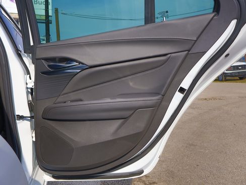 Used 2023 Cadillac CT4 Luxury image 38