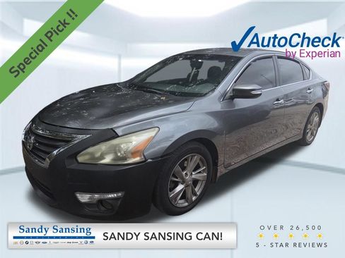 Used 2014 Nissan Altima 2.5 SL w/ Technology Package FWD image 1