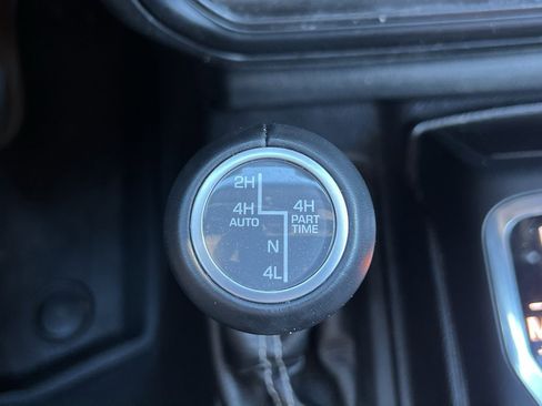 Used 2020 Jeep Wrangler Unlimited Sahara w/ Cold Weather Group image 23