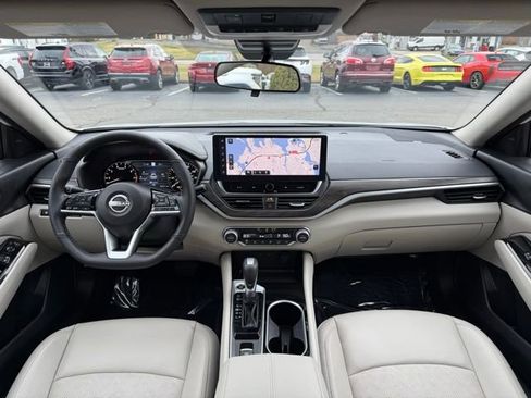 Used 2024 Nissan Altima 2.5 SL image 23