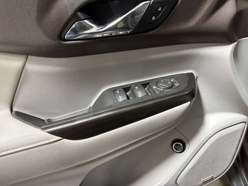 Used 2017 GMC Acadia SLT FWD image 20