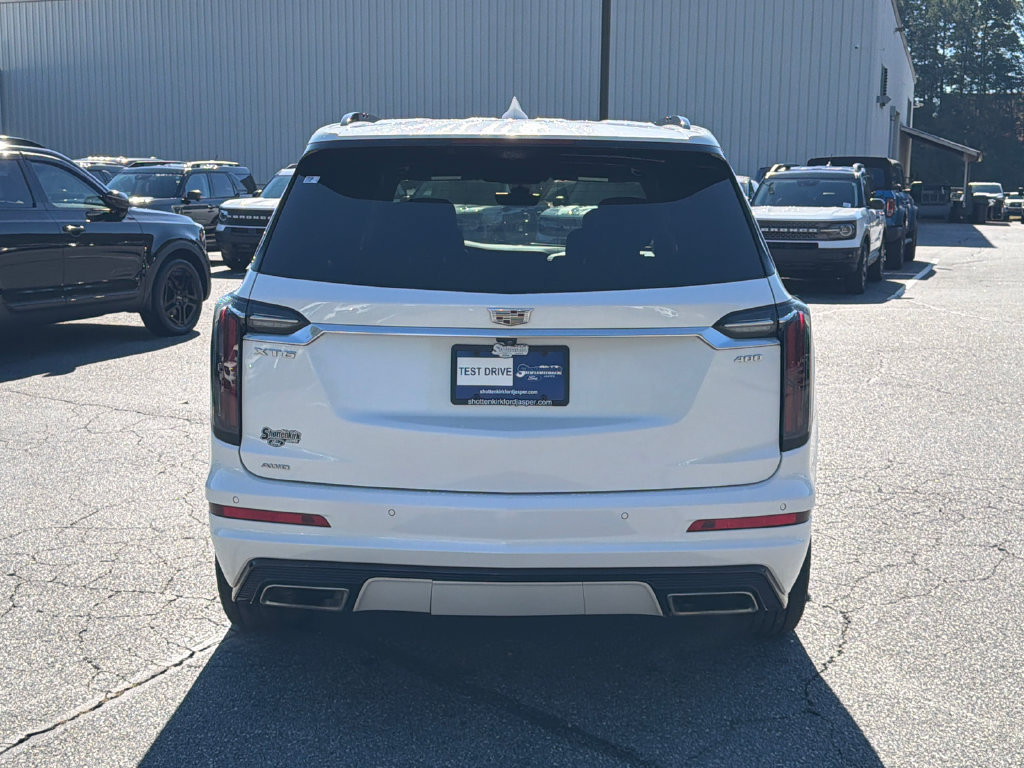 Used 2022 Cadillac XT6 Sport w/ Technology Package AWD/4WD image 6