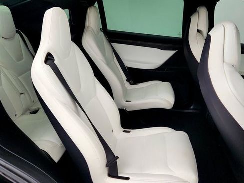 Used 2018 Tesla Model X P100D image 28