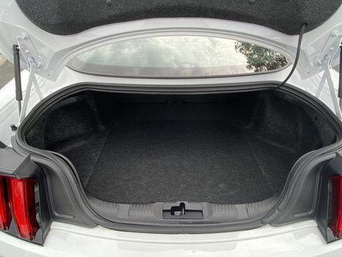 Used 2022 Ford Mustang GT w/ Equipment Group 301A image 22