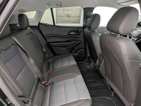 New 2026 Chevrolet Trax LT w/ Driver Confidence Package FWD image 21