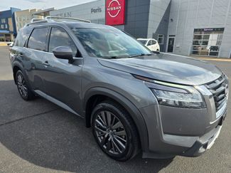 Used 2022 Nissan Pathfinder SL w/ SL Premium Package FWD video 1
