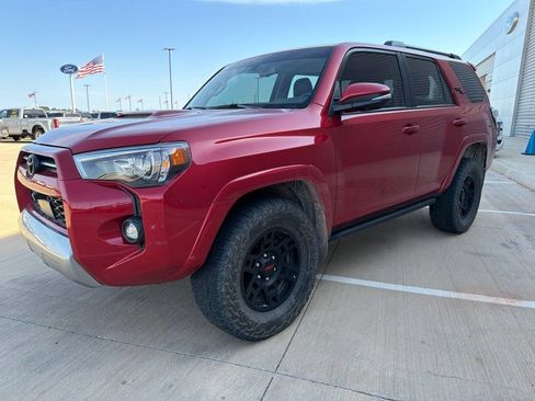 Used 2023 Toyota 4Runner TRD Off-Road Premium w/ Off Road Premium Plus Package AWD/4WD image 7