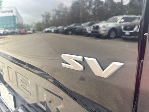 Certified 2024 Nissan Frontier SV w/ Technology Package image 42