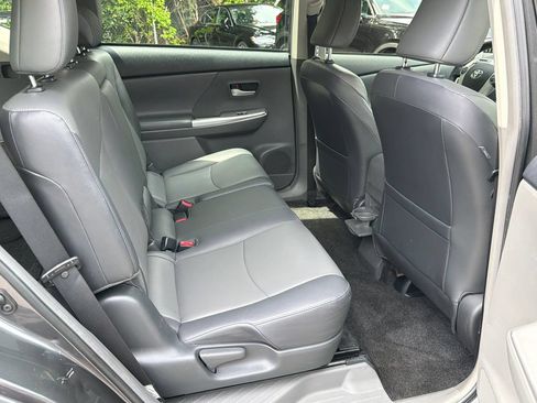 Used 2012 Toyota Prius V Five FWD image 12