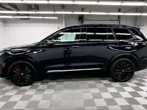 Used 2022 Cadillac XT6 Sport w/ Platinum Package AWD/4WD image 14